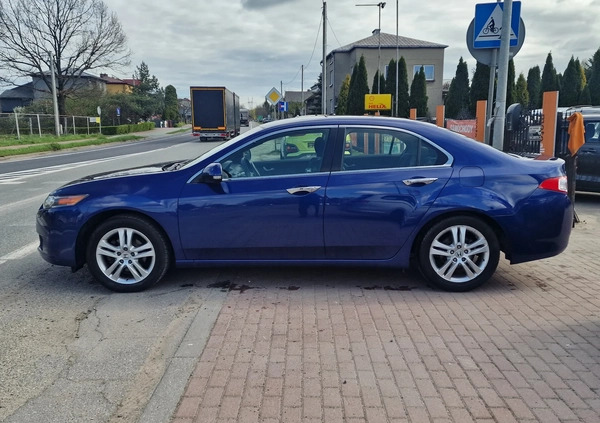 Honda Accord cena 36999 przebieg: 190000, rok produkcji 2010 z Chełmża małe 172